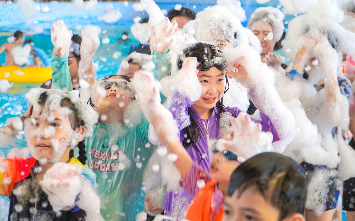 Vui chơi không giới hạn tại công viên nước Mikazuki Water Park