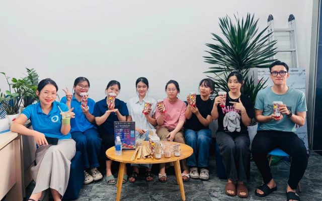 Happy Hour tháng 7 tại La Bàn Travel