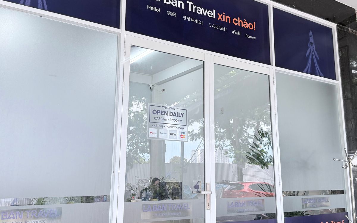 văn phòng La Bàn Travel mới
