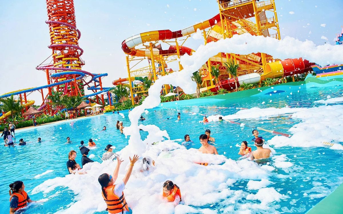 Đặt vé VinWonders giá ưu đãi ở La Bàn Travel!